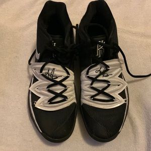 Nike Kyrie Basketball shoes